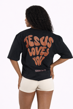 Camiseta Oversized - Jesus Loves You